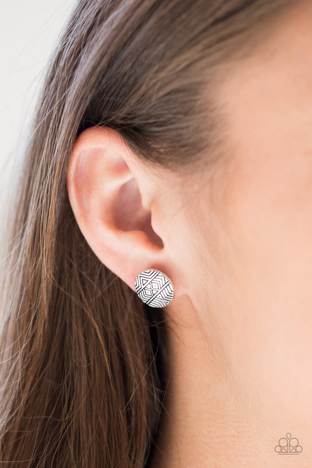 Paparazzi ♥ Bright As A Button - Silver ♥ Post Earrings