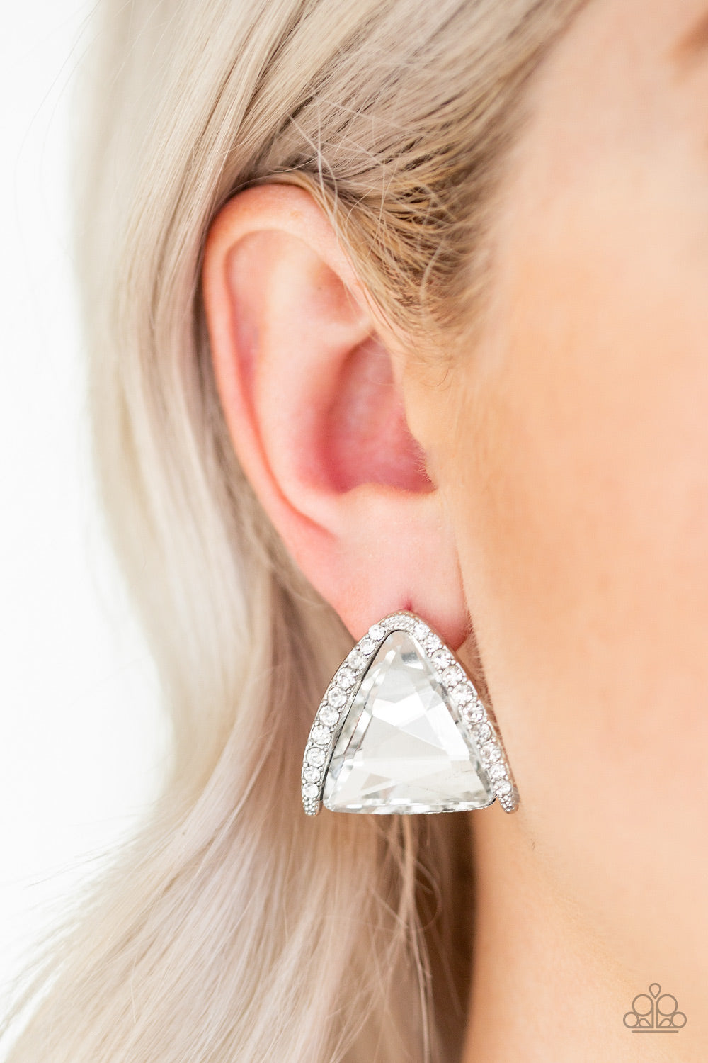 Paparazzi ♥ Exalted Elegance - White ♥  Post Earrings