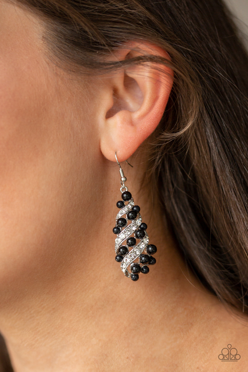 Paparazzi ♥ Ballroom Waltz - Black ♥  Earrings