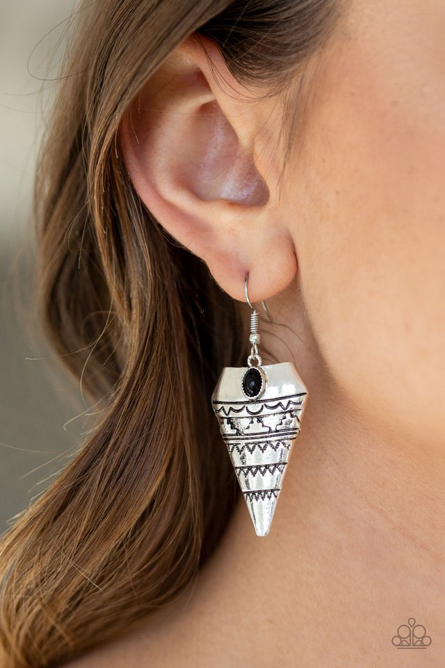 Paparazzi ♥ Jurassic Journey - Black ♥ Earrings
