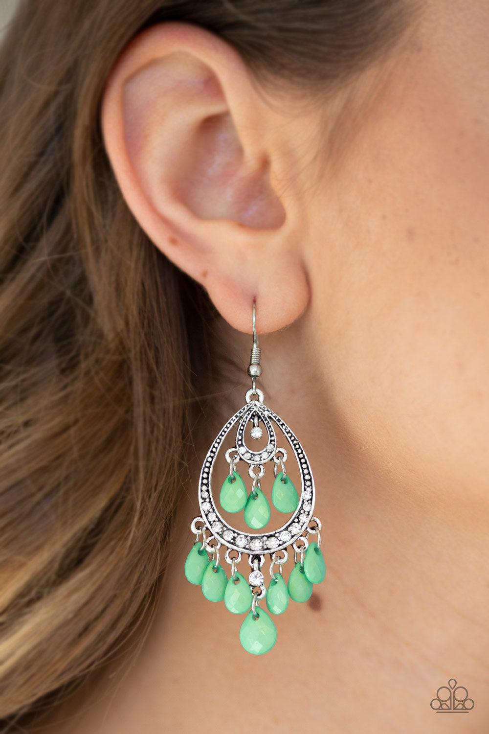 Paparazzi ♥ Gorgeously Genie - Green ♥  Earrings