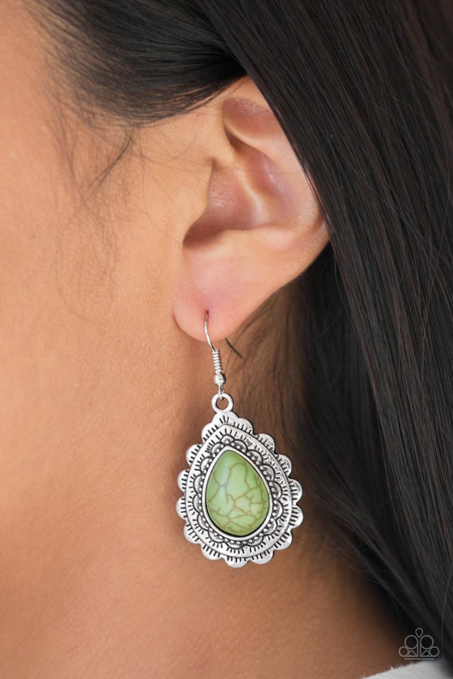 Paparazzi ♥ Mesa Mustang - Green ♥ Earrings