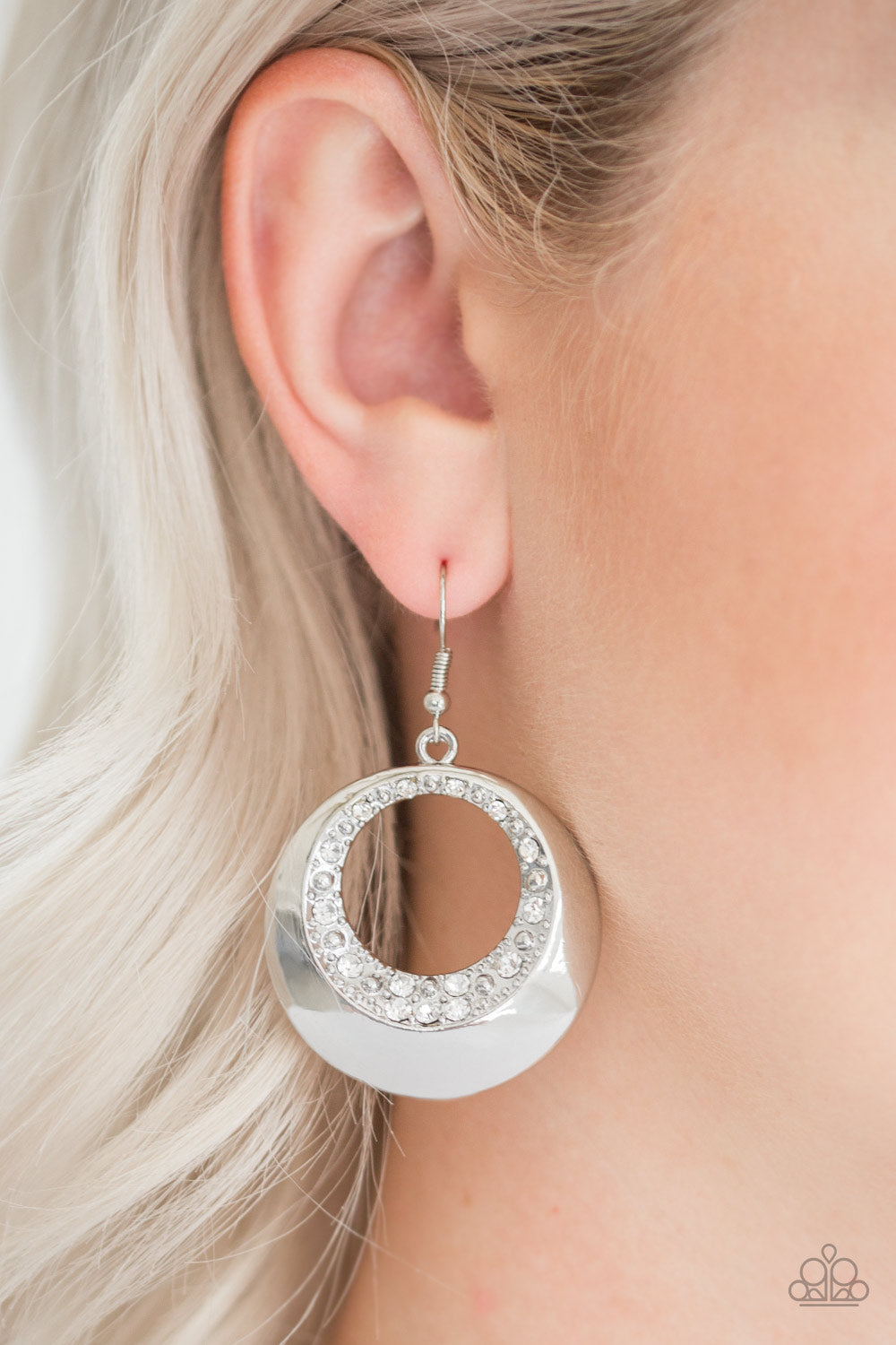 Paparazzi ♥ Ringed In Refinement - White ♥  Earrings