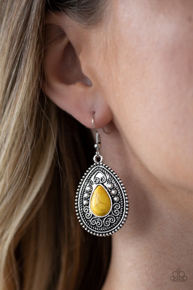 Paparazzi ♥ Desert Nirvana - Yellow ♥ Earrings