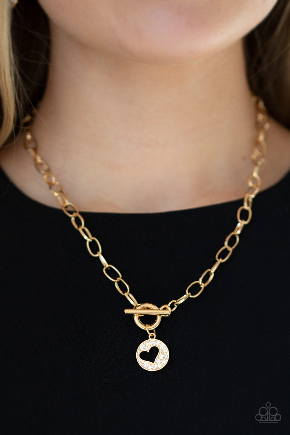 Paparazzi ♥ Heartbeat Retreat - Gold ♥  Necklace