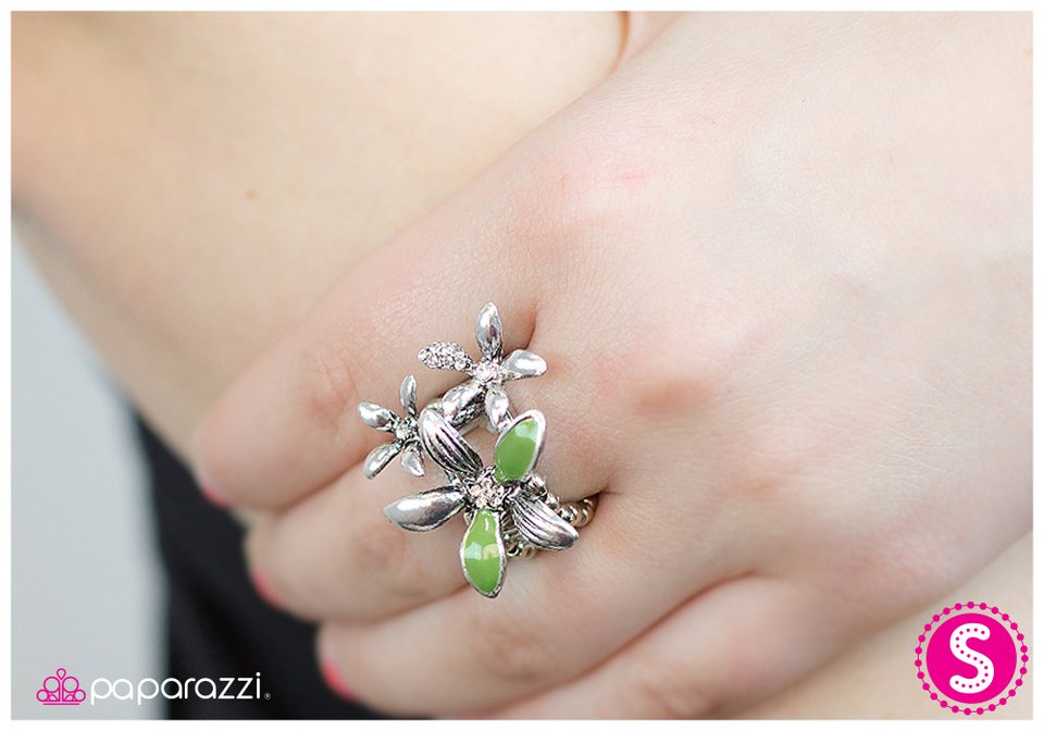 bouquet-of-bling-p4wh-grxx-012xx