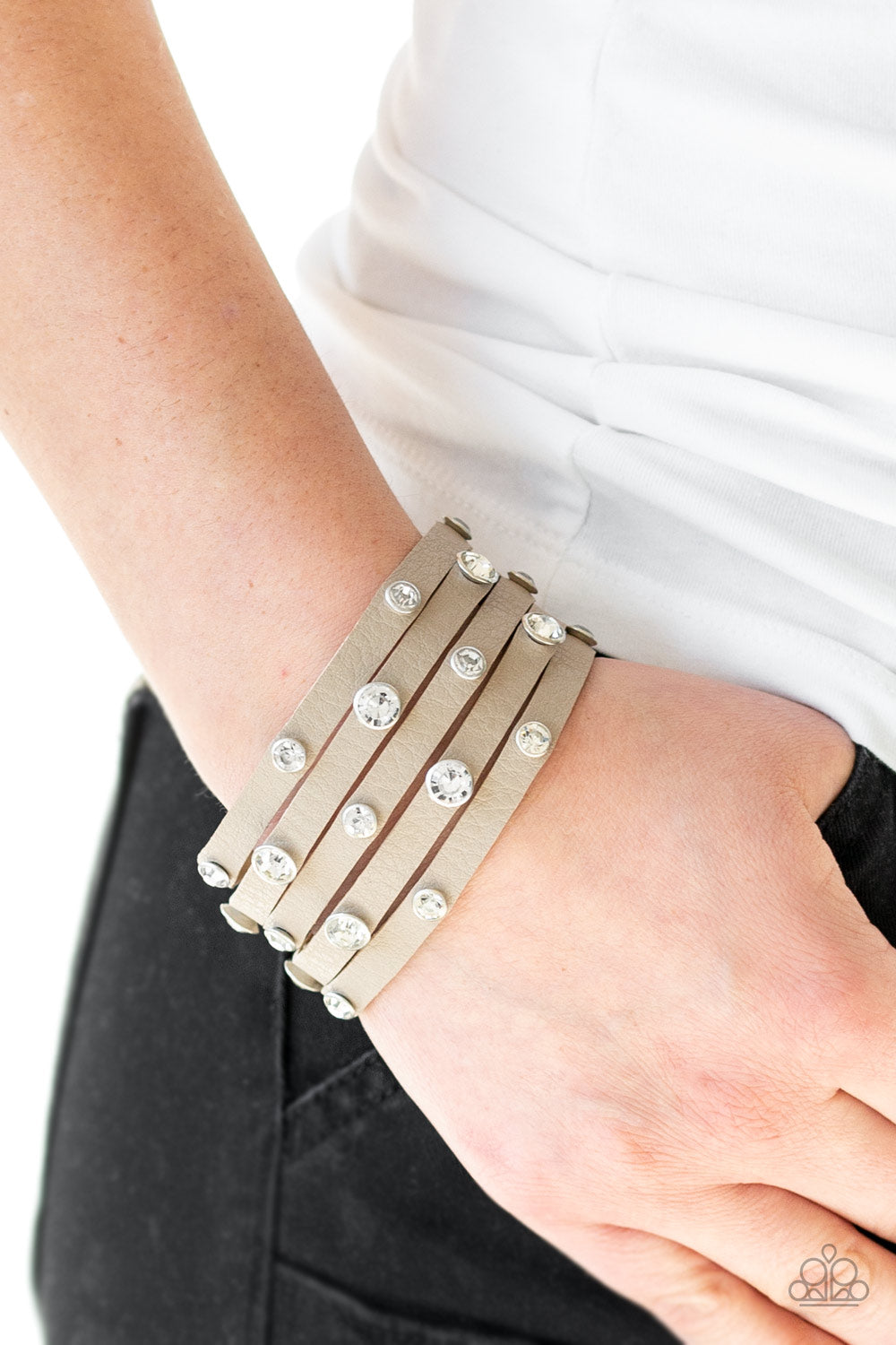 Paparazzi ♥ Rhinestone Reputation - Brown ♥  Bracelet