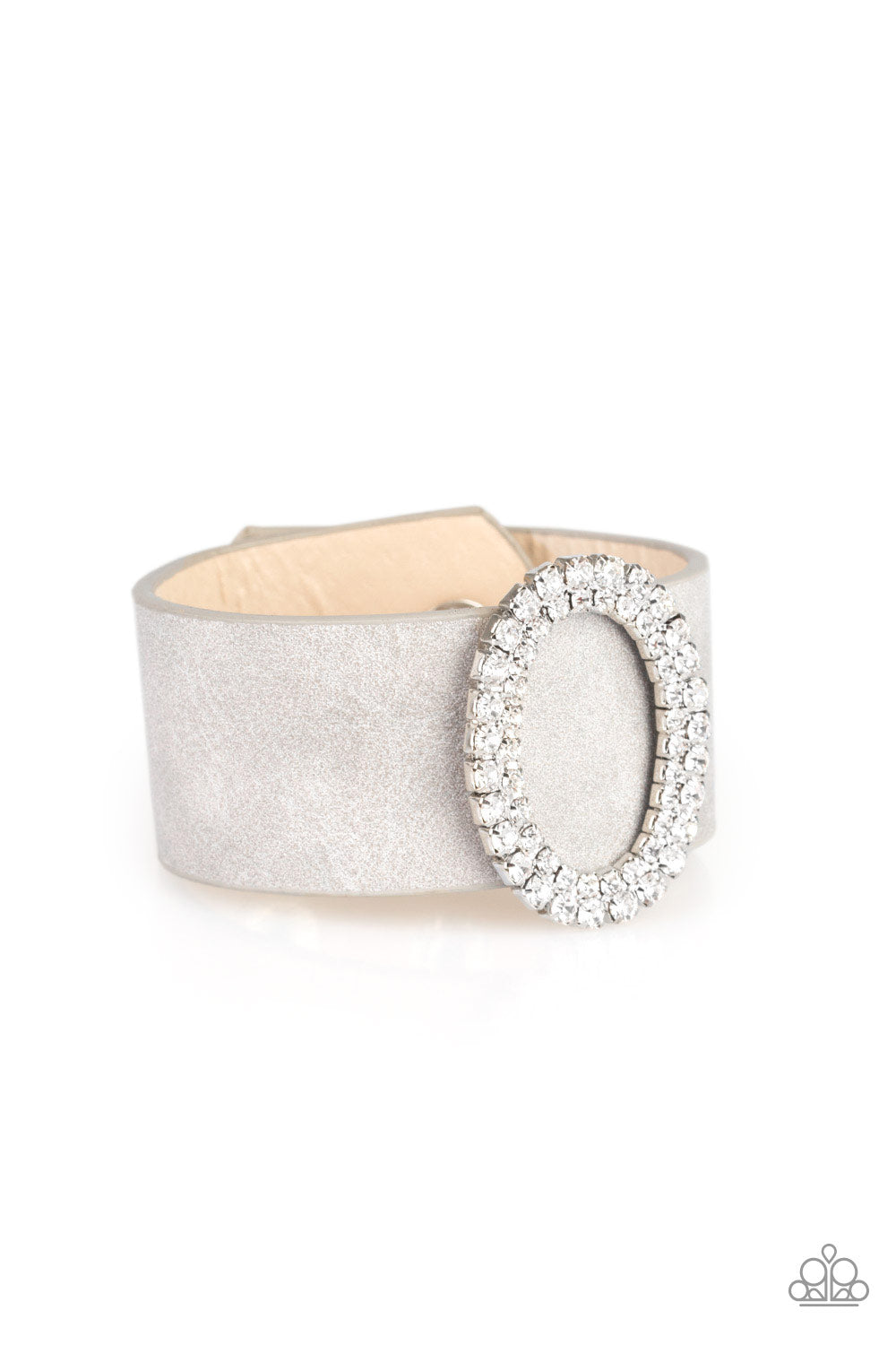 center-stage-starlet-silver-p9di-ursv-120xx