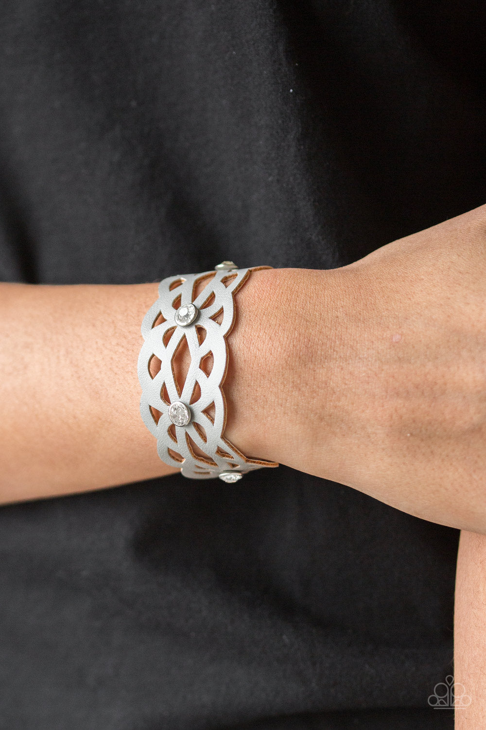Paparazzi ♥ Runaway Radiance - Silver ♥  Bracelet