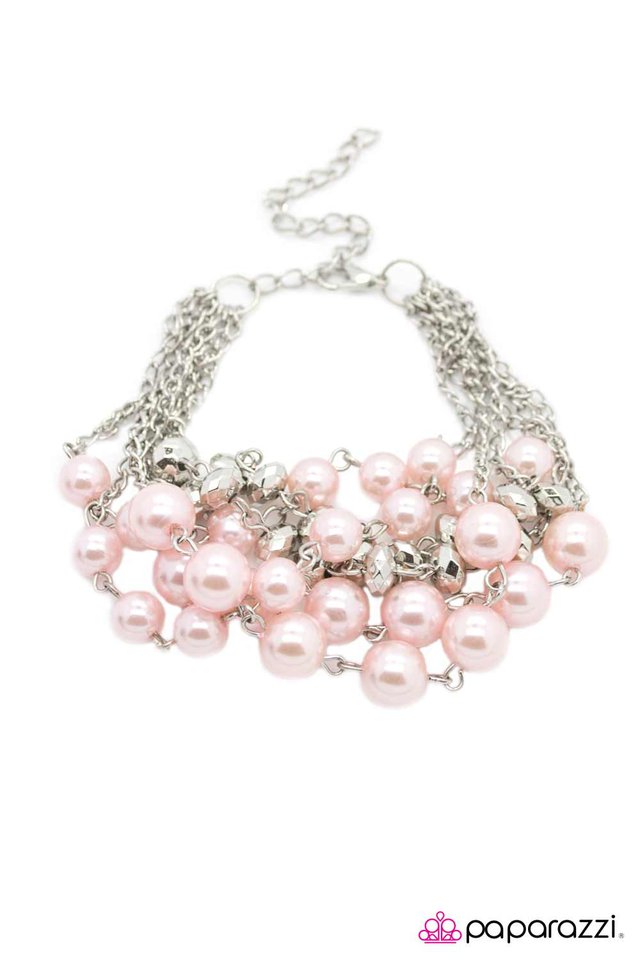 Paparazzi ♥ In Good Graces - Pink ♥ Bracelet