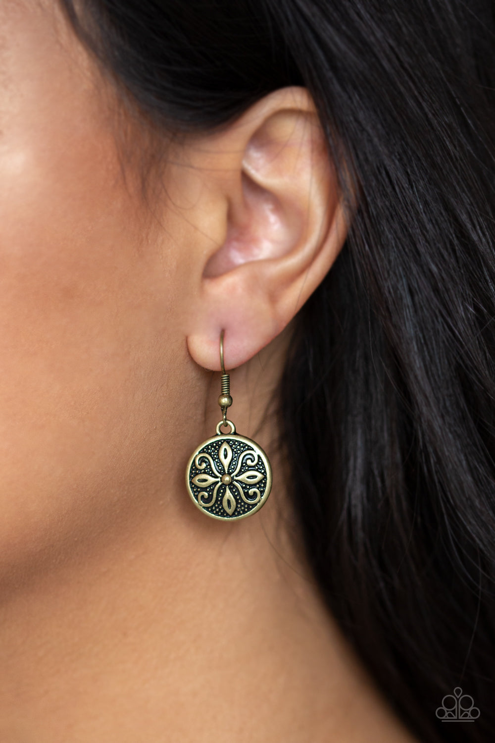Paparazzi ♥ Tropical Trance - Brass ♥  Earrings