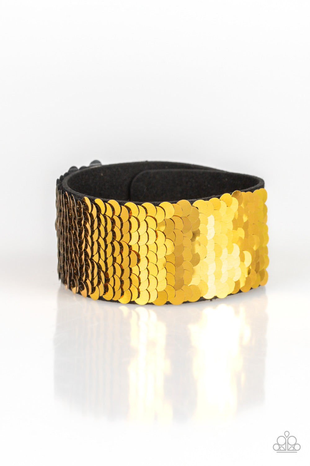Paparazzi ♥ Mer-mazingly Mermaid - Gold ♥  Bracelet