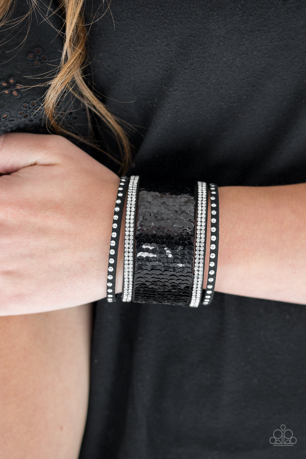 Paparazzi ♥ MERMAIDS Have More Fun - Black ♥  Bracelet