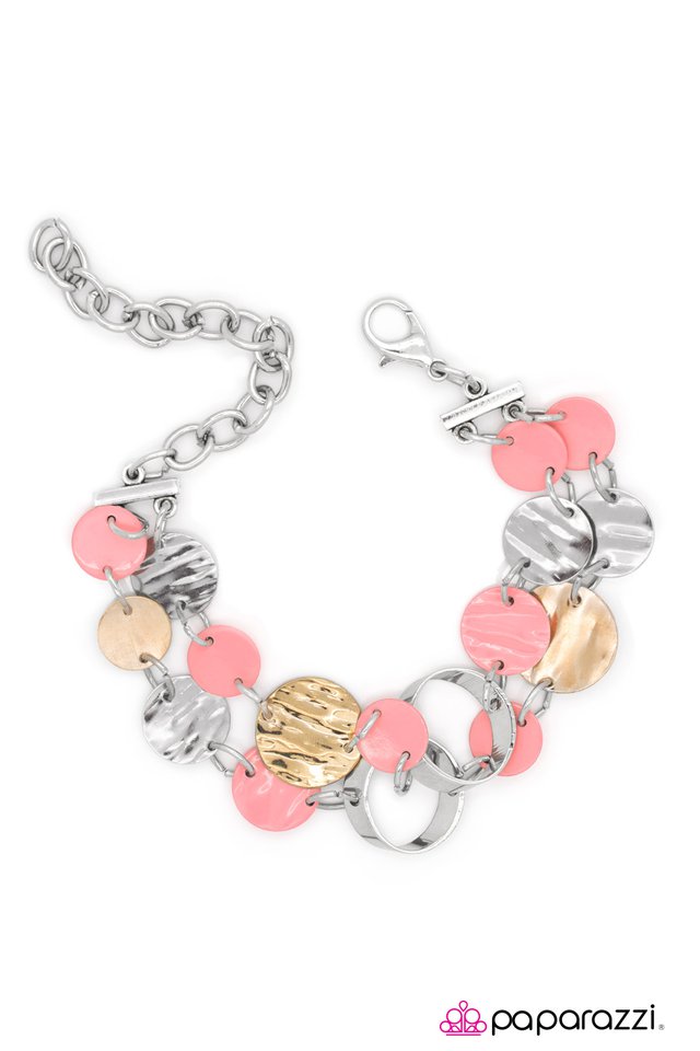 Paparazzi ♥ Without A Care In the World - Pink ♥ Bracelet