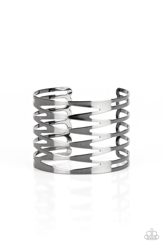 keep-them-on-edge-black-p9ed-bkxx-064xx