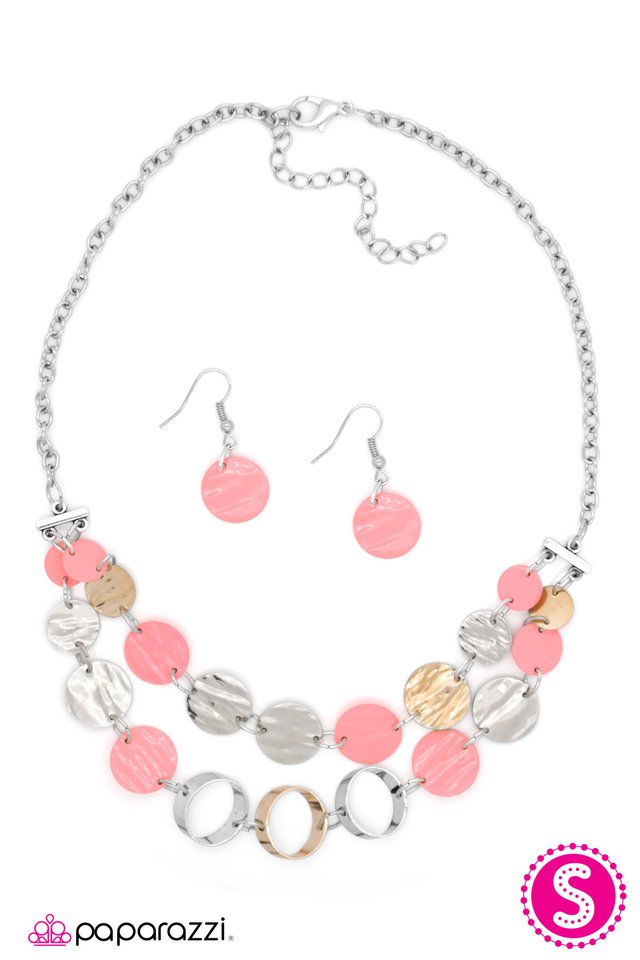 Paparazzi ♥ Put Me At Ease - Pink ♥ Necklace