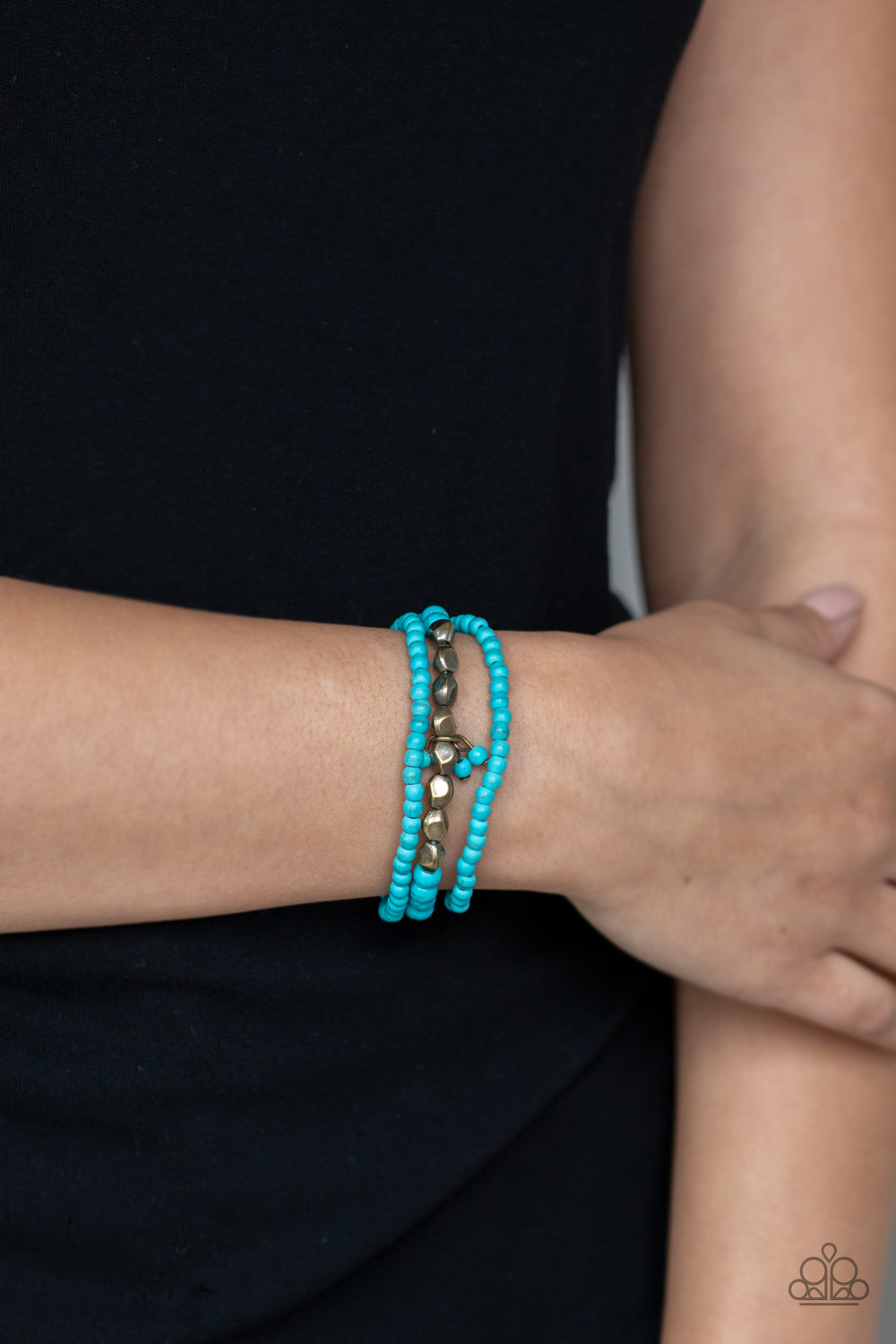 Paparazzi ♥ Tour de Tranquility - Brass ♥  Bracelet