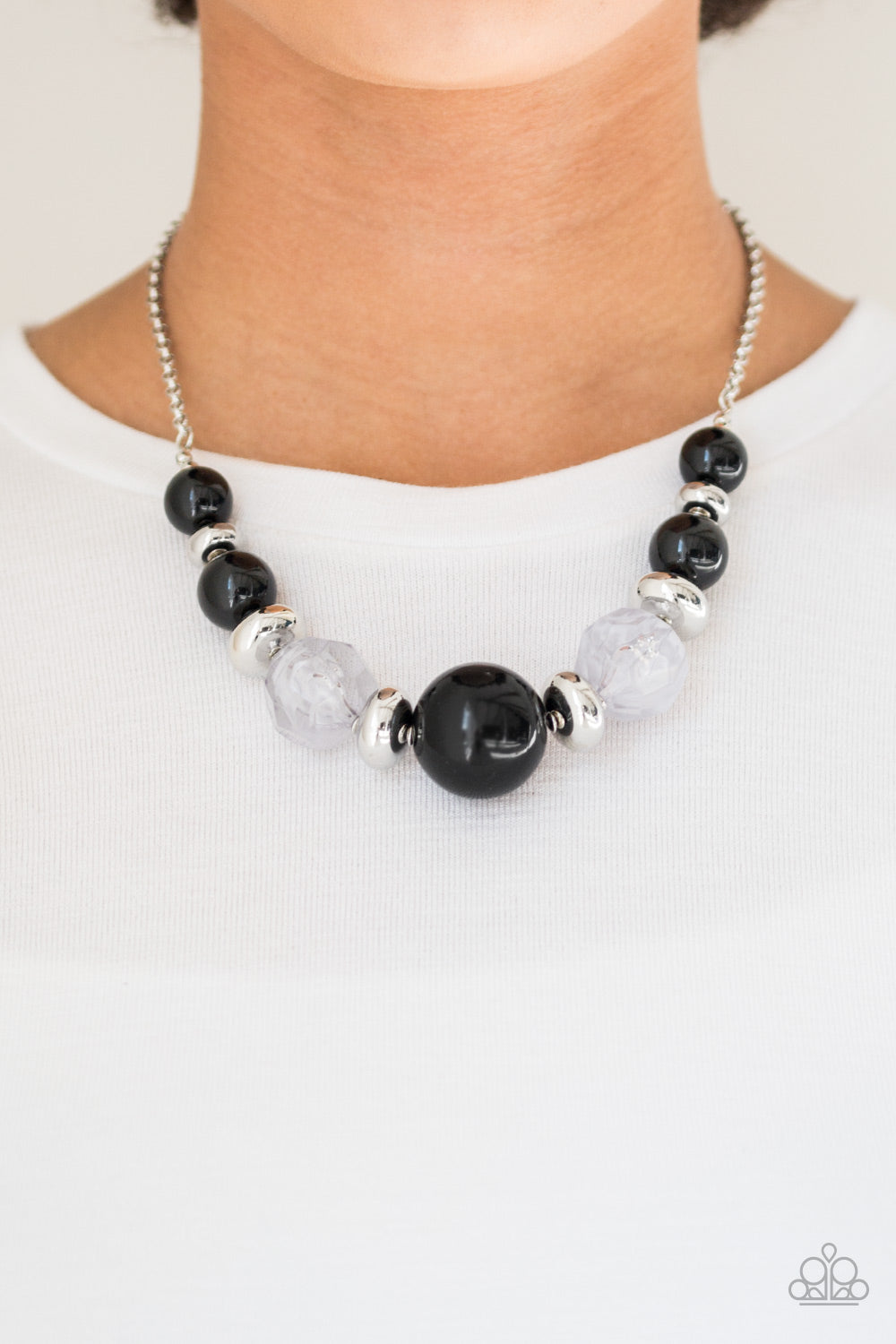 Paparazzi ♥ Daytime Drama - Black ♥  Necklace