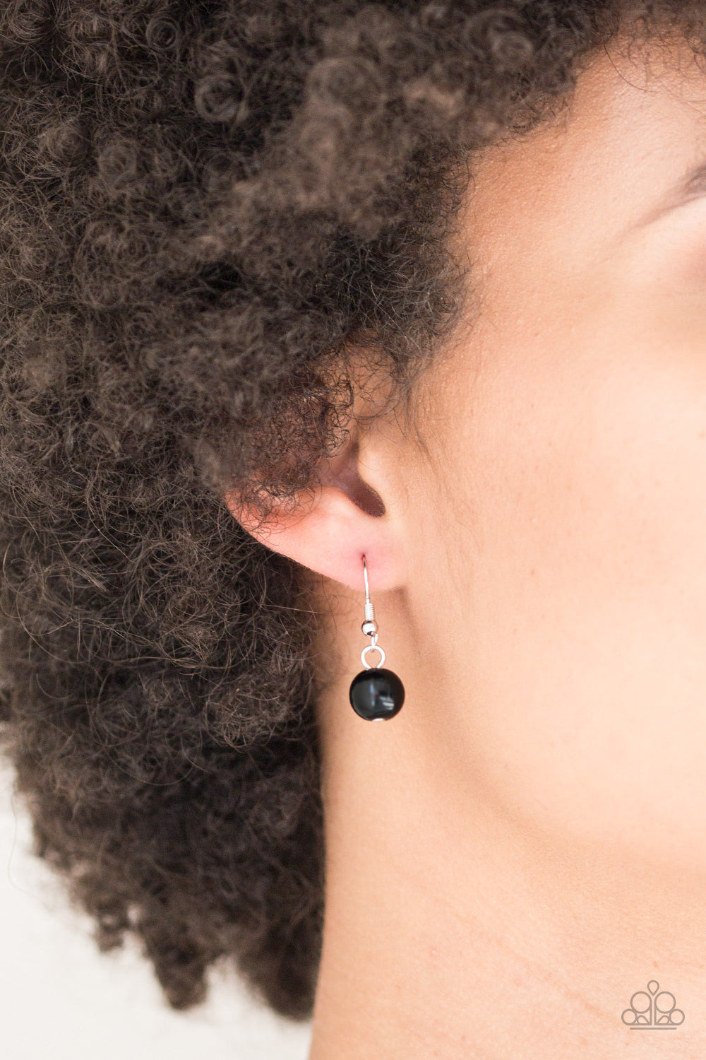 Paparazzi ♥ Daytime Drama - Black ♥  Necklace