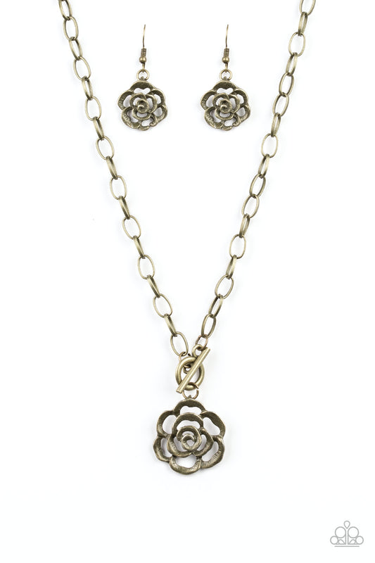 beautifully-in-bloom-brass-p2wh-brxx-143xx