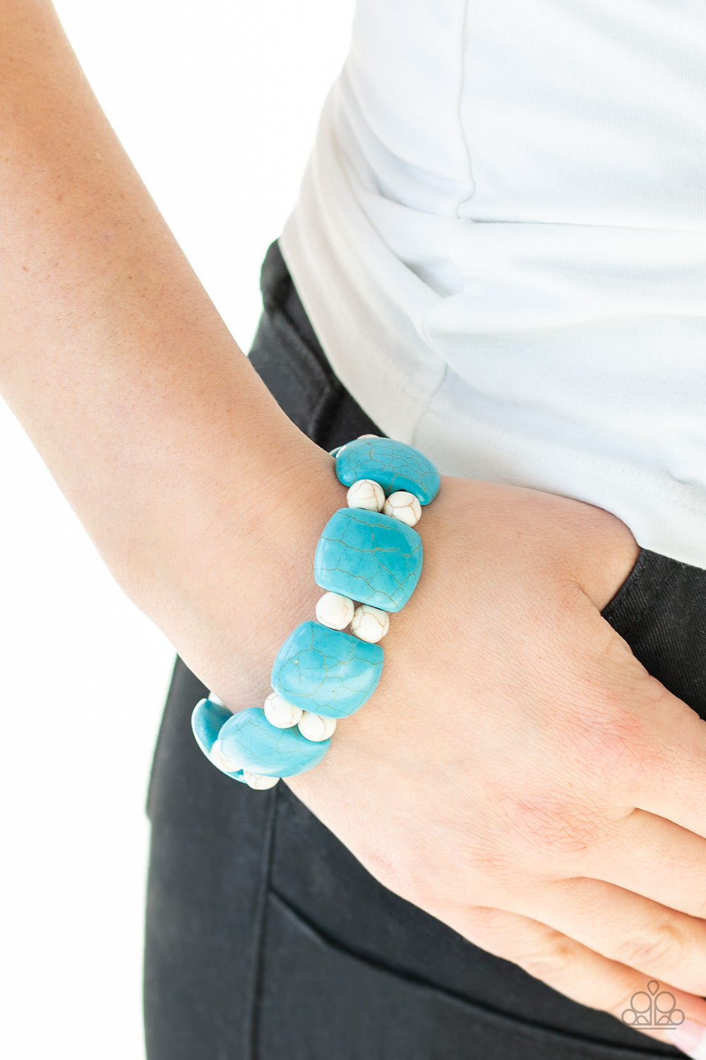 Paparazzi ♥ Dont Be So NOMADIC! - Multi ♥  Bracelet
