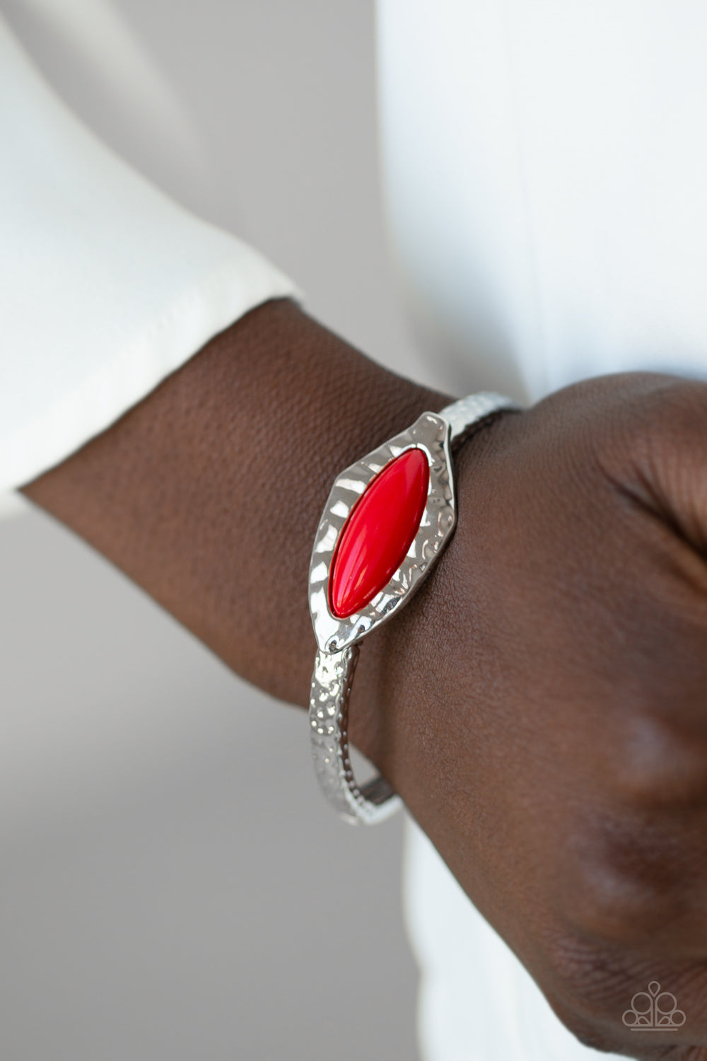 Paparazzi ♥ Mason Minimalism - Red ♥  Bracelet