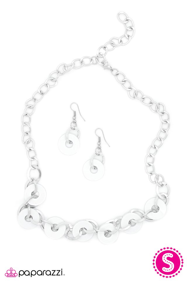Paparazzi ♥ An Open DISCussion - White ♥ Necklace