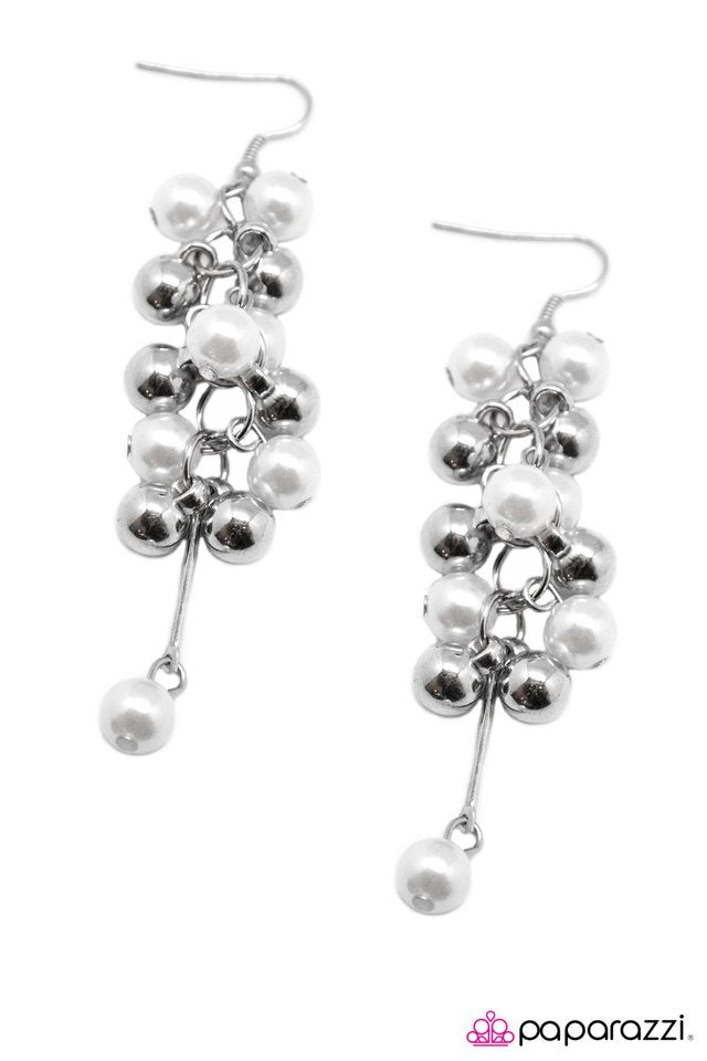 Paparazzi ♥ Pulling Away - White ♥ Earrings