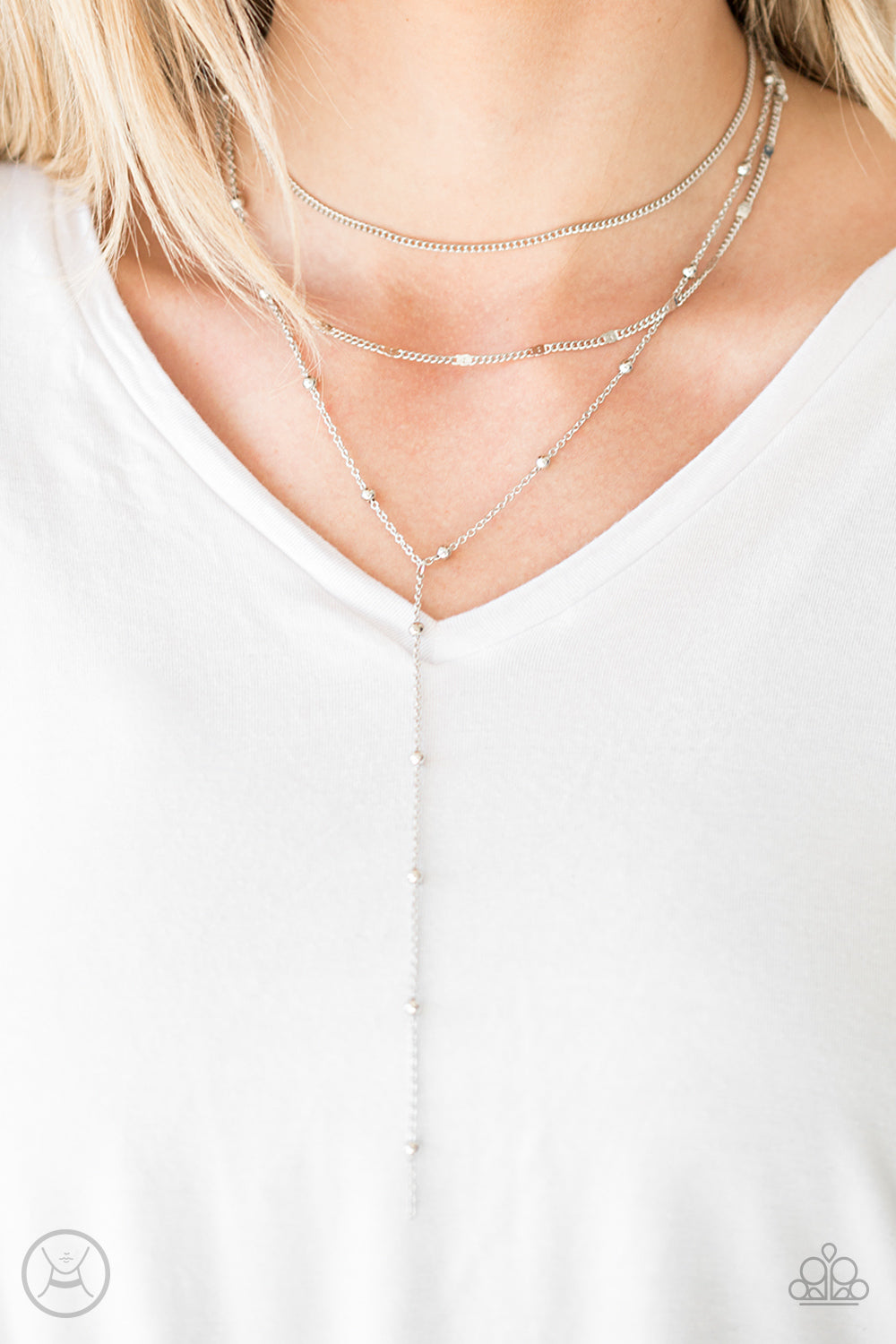 Paparazzi ♥ Think Like A Minimalist - Silver ♥  Necklace