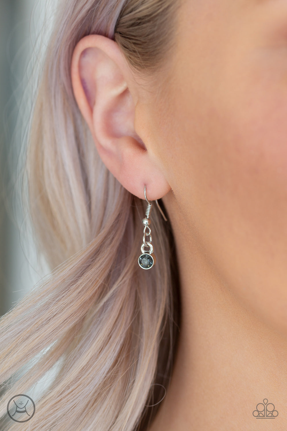 Paparazzi ♥ Promise The Moon - Silver ♥  Necklace