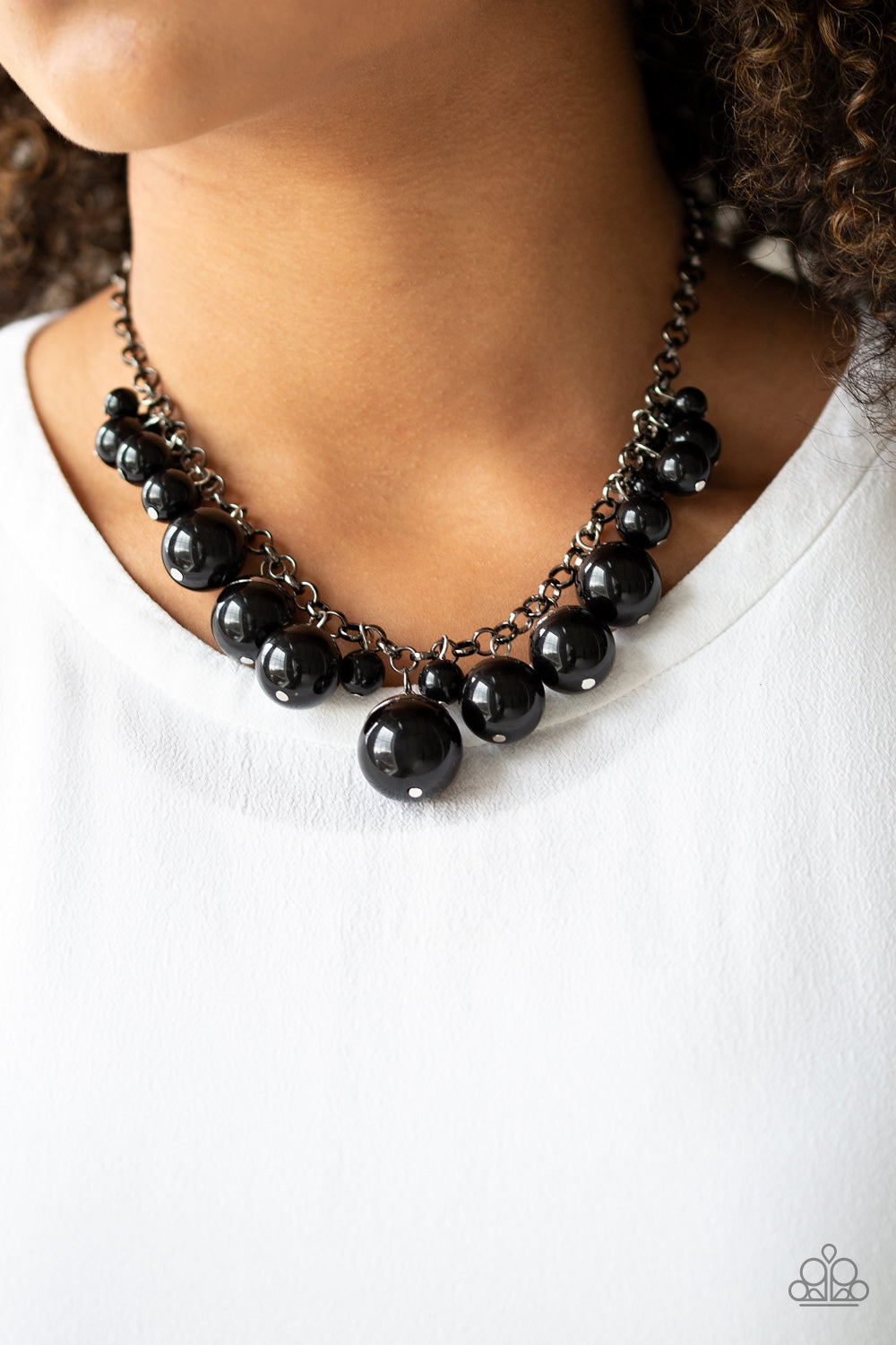 Paparazzi ♥ Broadway Belle - Black ♥  Necklace
