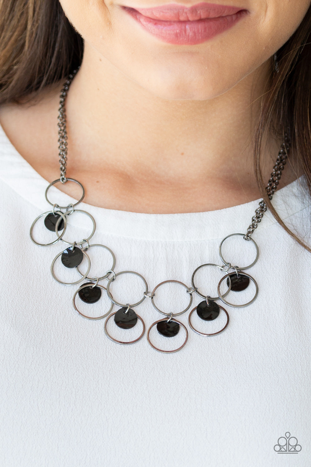 Paparazzi ♥ Ask and You SHELL Receive - Black ♥  Necklace