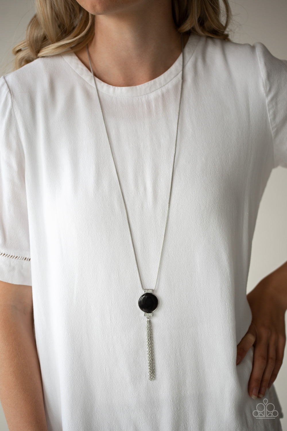 Paparazzi ♥ Happy As Can BEAM - Black ♥  Necklace