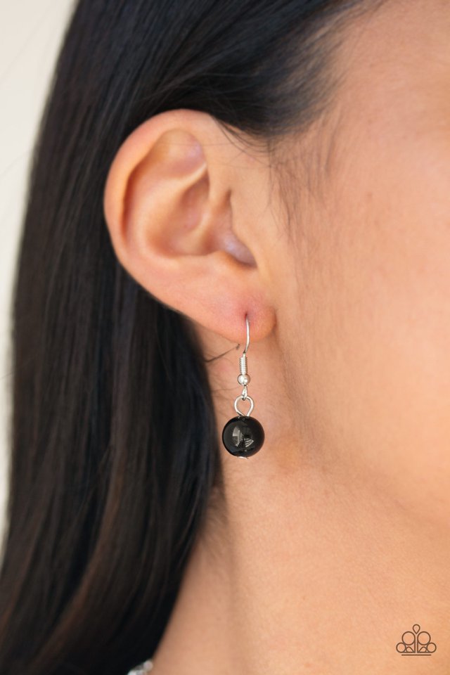 Paparazzi ♥ Dream Pop - Black ♥ Necklace