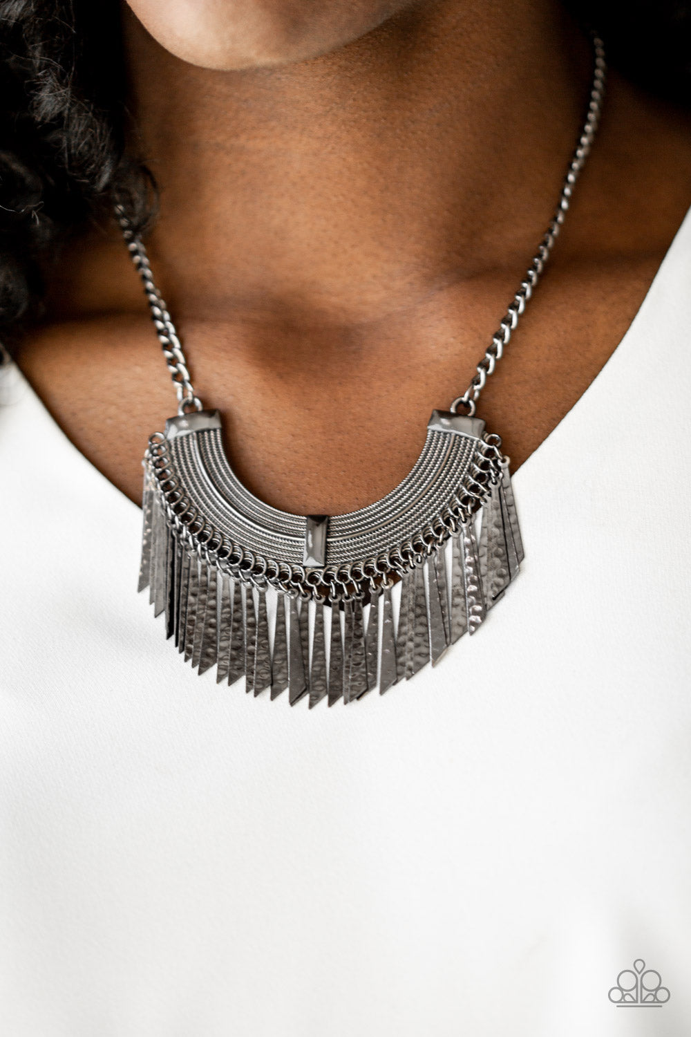 Paparazzi ♥ Impressively Incan - Black ♥  Necklace