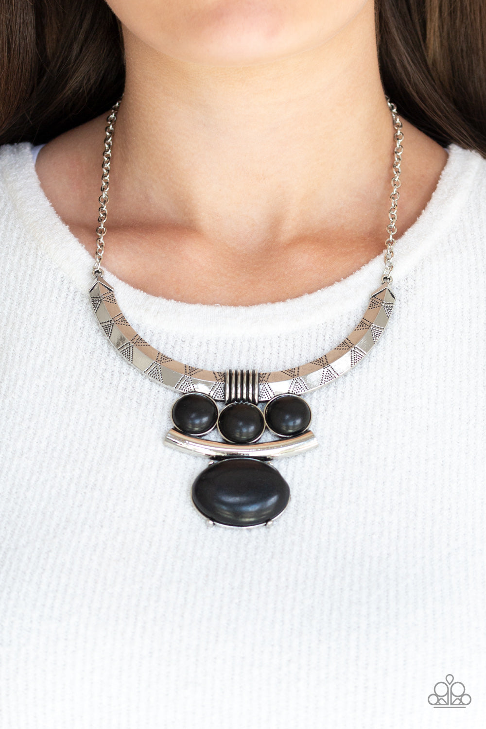 Paparazzi ♥ Commander In CHIEFETTE - Black ♥  Necklace