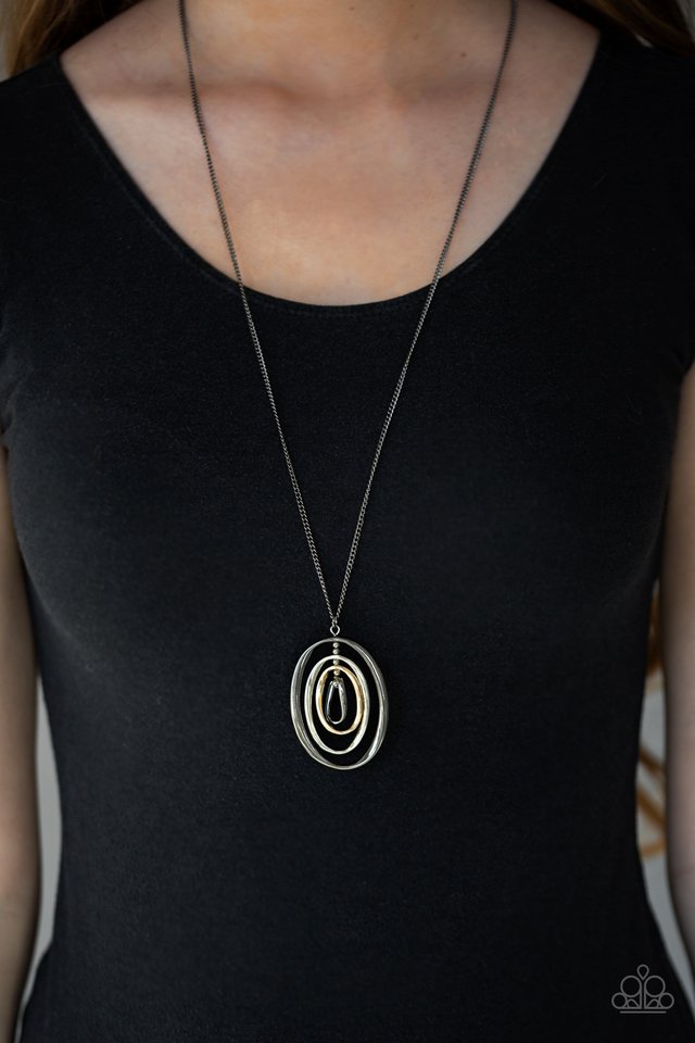 Paparazzi ♥ Classic Convergence - Black ♥ Necklace