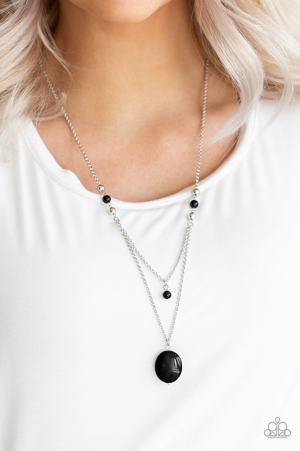 Paparazzi ♥ Time To Hit The ROAM - Black ♥  Necklace