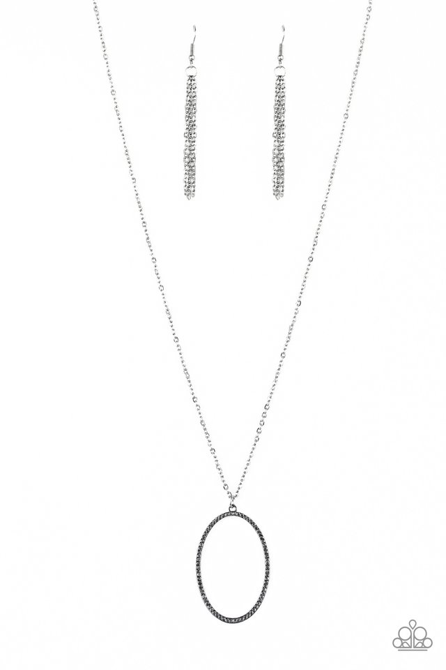 a-dazzling-distraction-black-p2re-bkxx-348jd