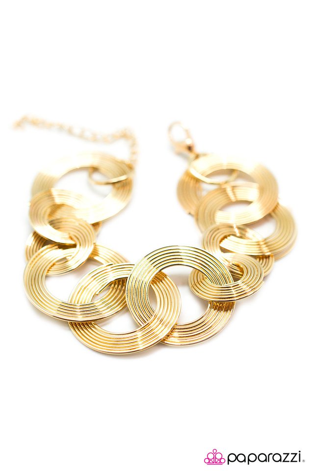 Paparazzi ♥ Hey Mr. DJ - Gold ♥ Bracelet