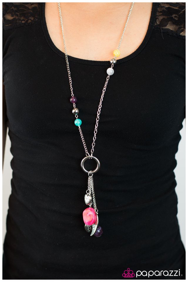 hanging-by-a-moment-multi-p2wh-mtxx-003xx