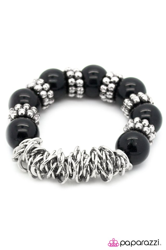 Paparazzi ♥ Miss Understood - Black ♥ Bracelet