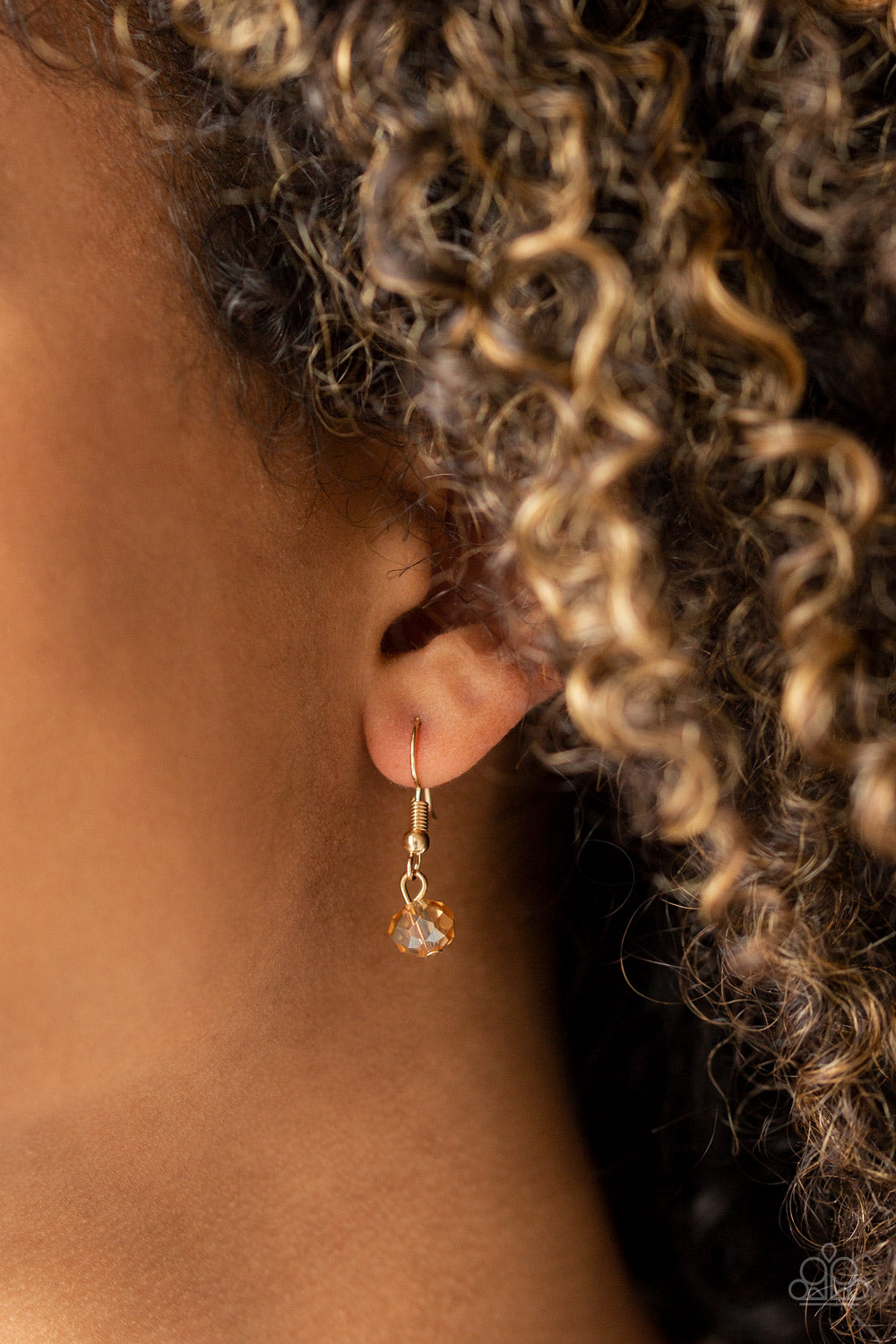 Paparazzi ♥ Dare To Dazzle - Gold ♥  Necklace