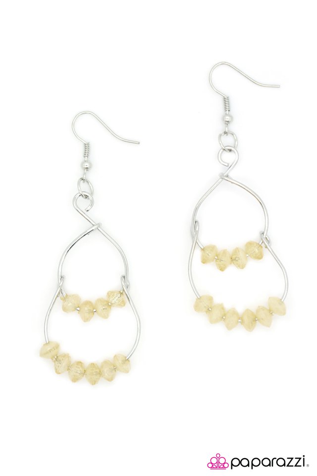 Paparazzi ♥ Master The Craft - Yellow ♥ Earrings