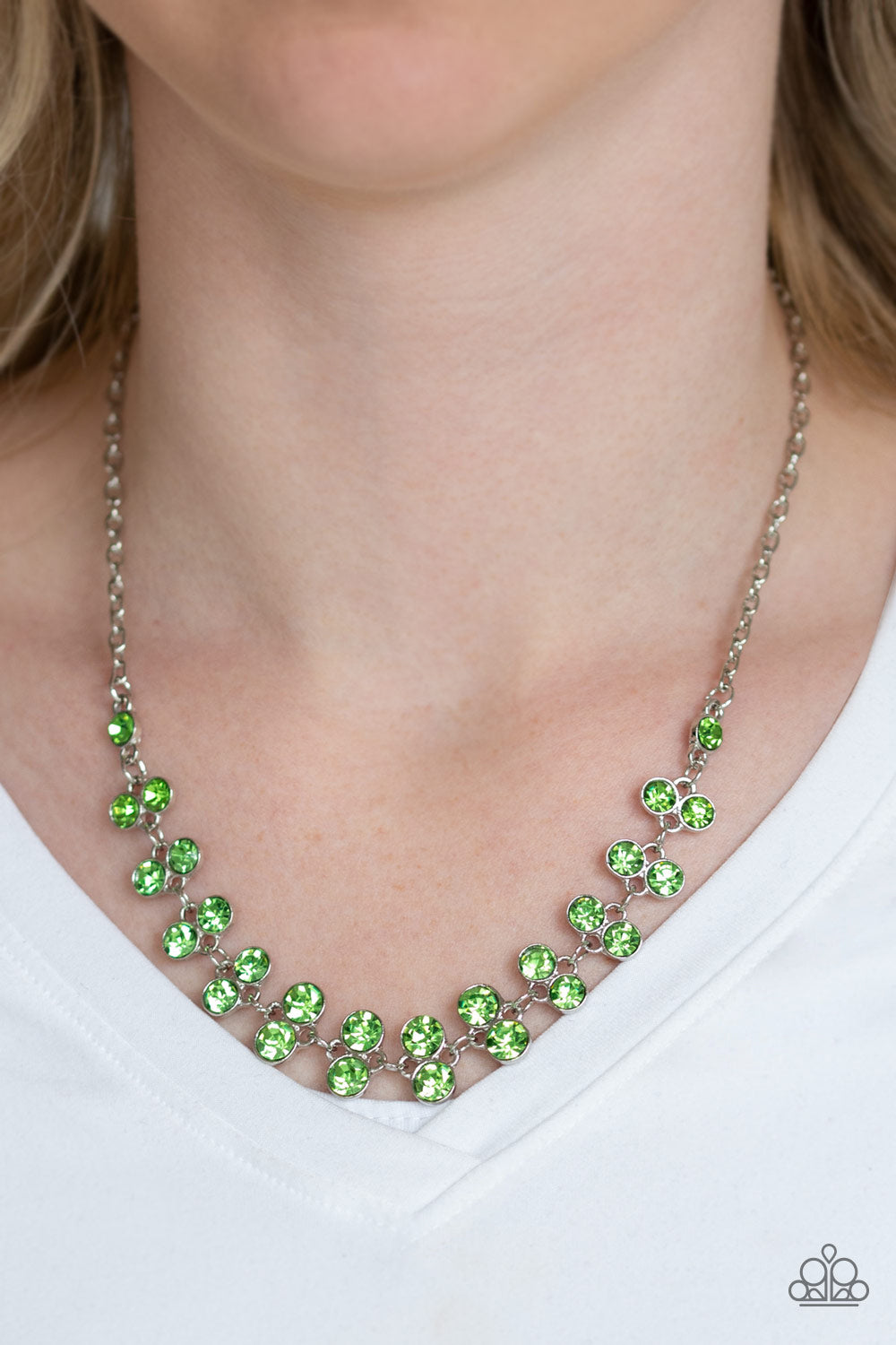 Paparazzi ♥ Super Starstruck - Green ♥  Necklace