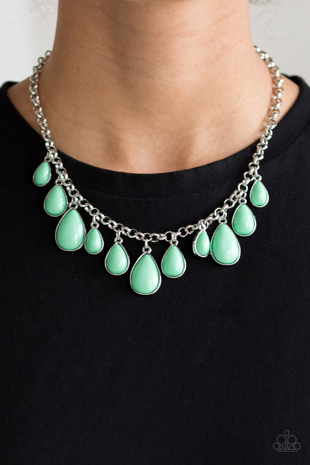 Paparazzi ♥ Jaw-Dropping Diva - Green ♥  Necklace