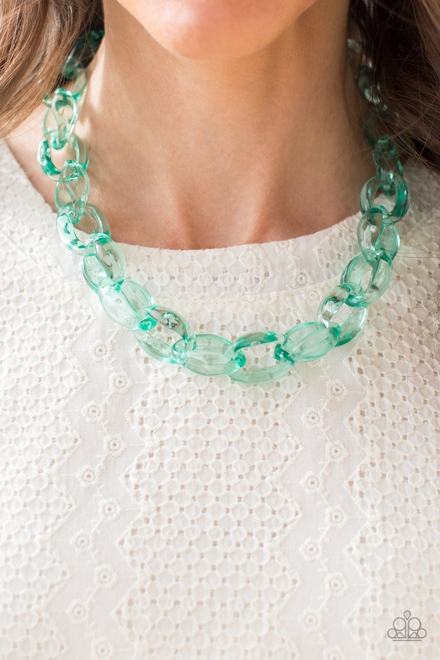 Paparazzi ♥ Ice Queen - Green ♥ Necklace
