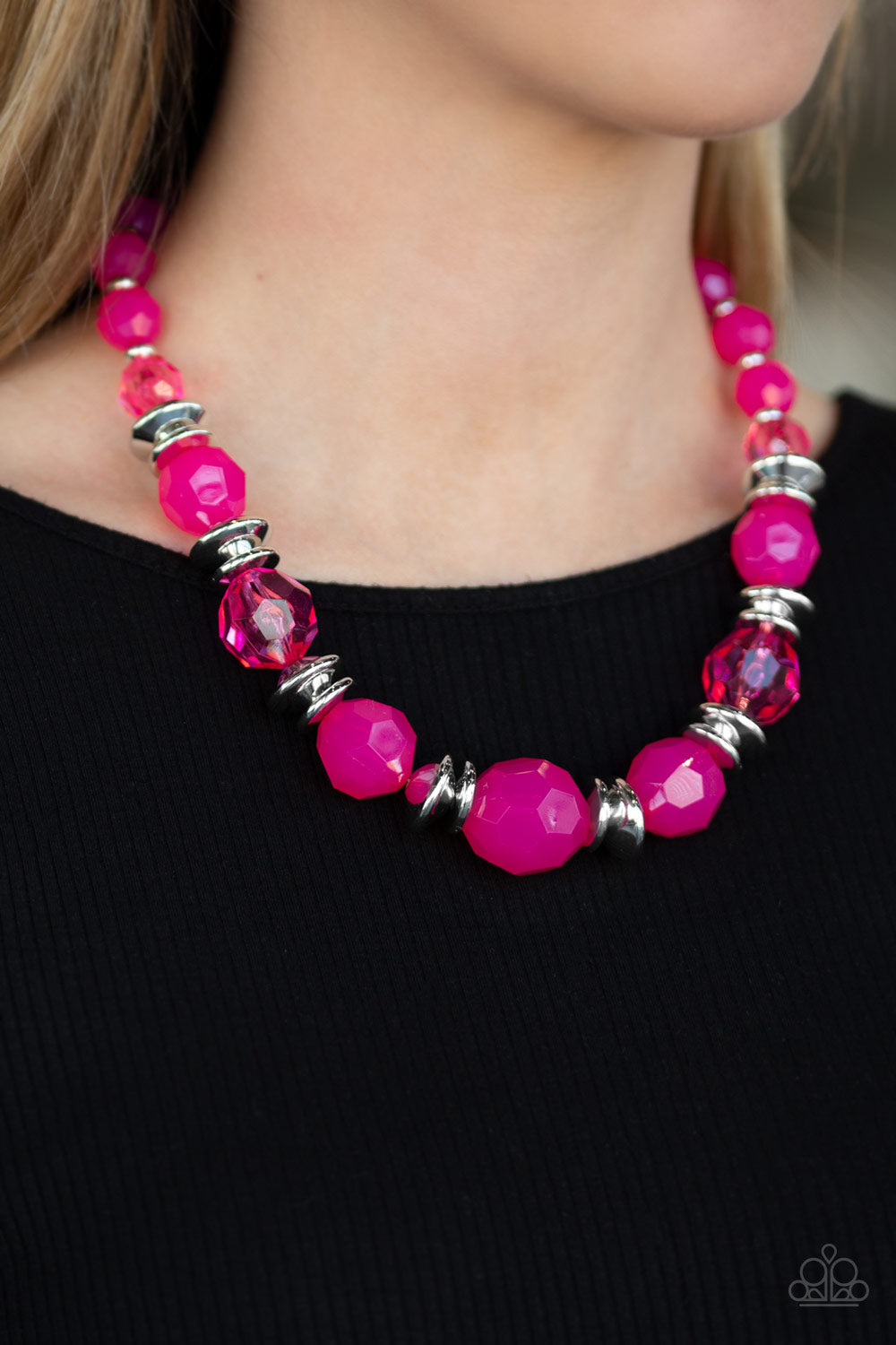 Paparazzi ♥ Dine and Dash - Pink ♥  Necklace