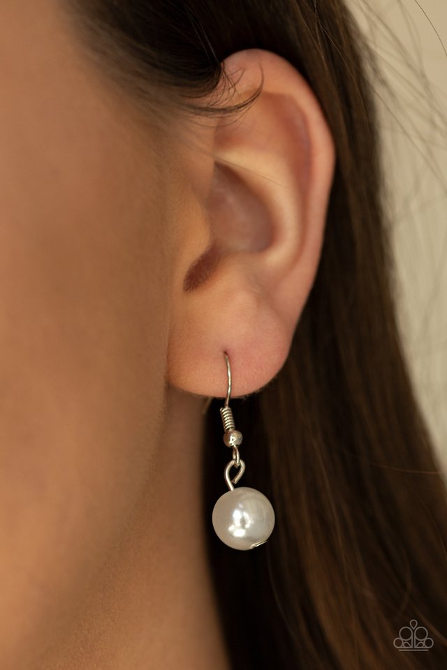 Paparazzi ♥ I Will Fly - Purple ♥ Necklace