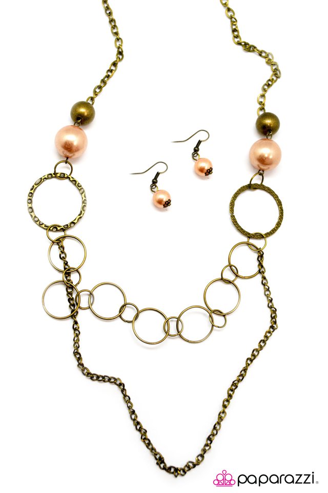 Paparazzi ♥ Bibbidi-Bobbidi-Boo - Orange ♥ Necklace